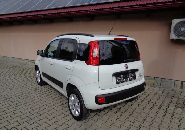 Fiat Panda cena 16900 przebieg: 160000, rok produkcji 2013 z Staszów małe 106